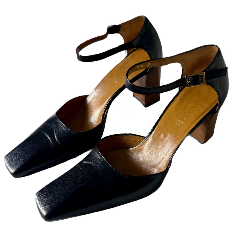 Gucci Vintage Black Leather Slingback Pumps